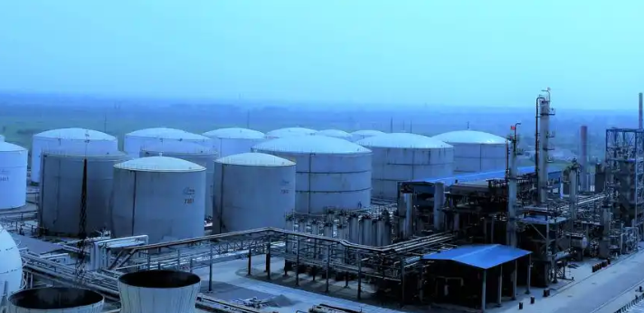 三亚海棠湾阿冬网络科技工作室同城建站平台架构优化与移动端适配实践